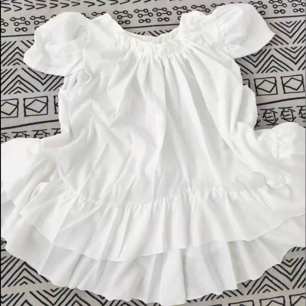 NEW * Puff Sleeve Ruffle Hem Ruched Top - Picture 3 of 3